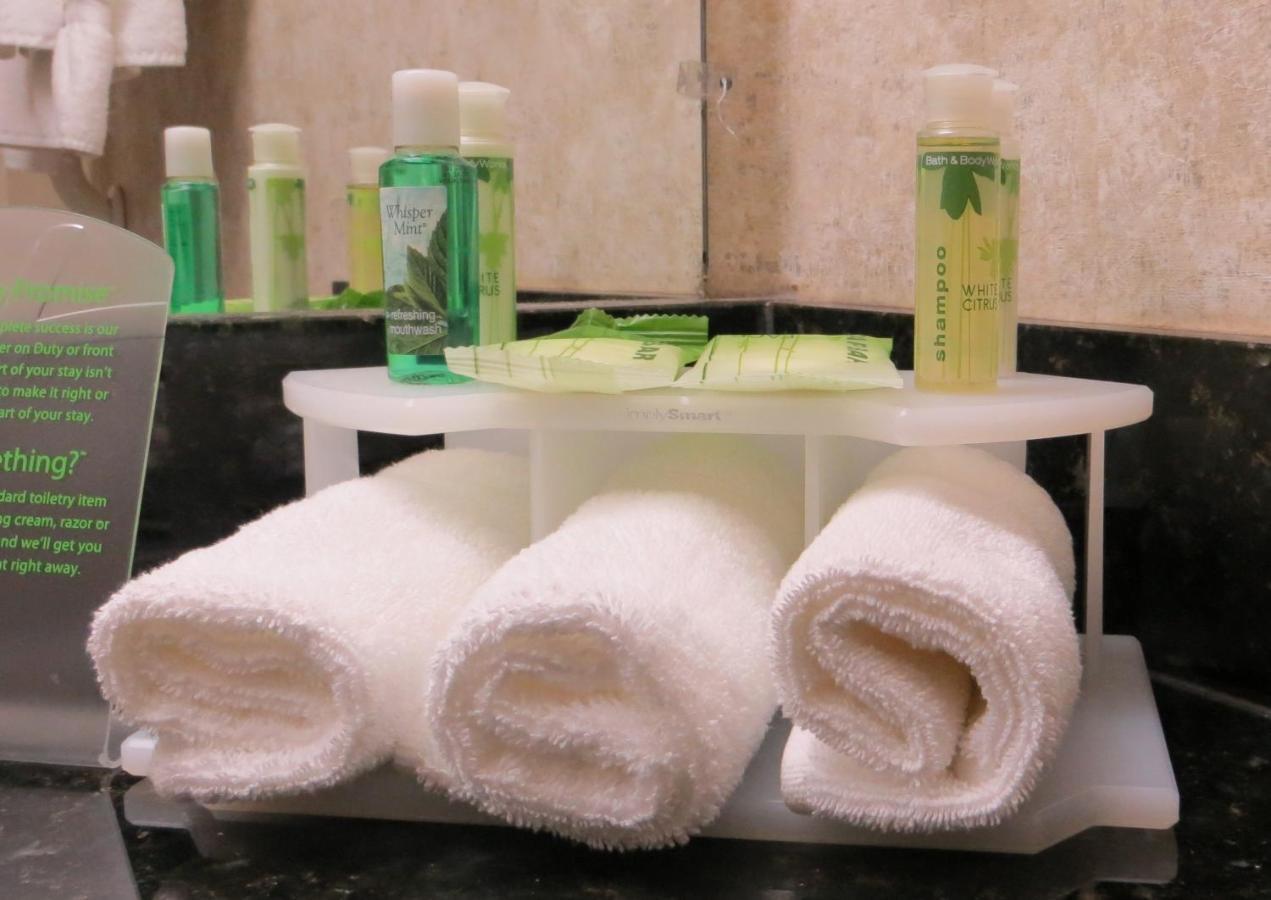 Holiday Inn Express Frisco Legacy Park Area, An Ihg Hotel Rom bilde